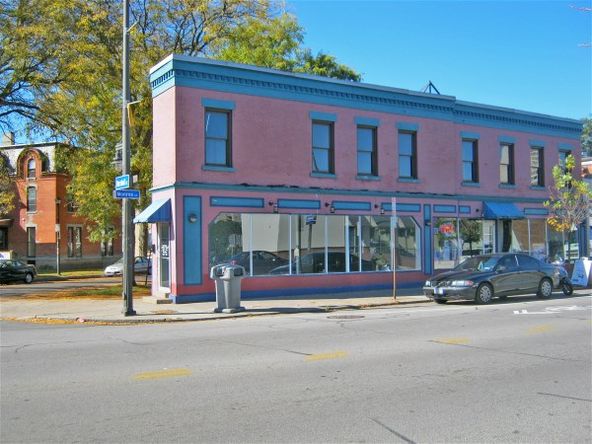 Monroe Ave Corner Glass Storefront: 181 Monroe Ave, Rochester, NY 14607